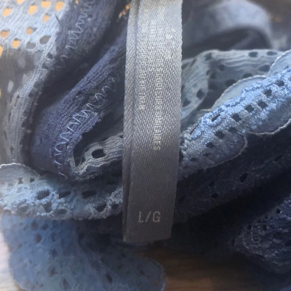 🌹Aerie Bralette Lg Two tone blue lace - Picture 4 of 4